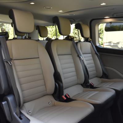 Kleinbus Ford 1